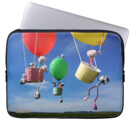 Fubby's in luchtballonnen die op avontuur gaan. laptop sleeve