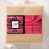 FUCHSIA BLACK PINK SILK DAMASK, SQUARE MONOGRAM ETIKET (Insitu)