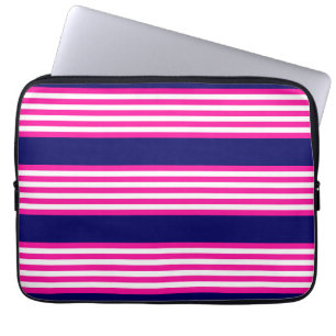 Fuchsia en white vijf strepen patroon met blauw laptop sleeve