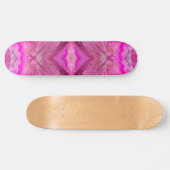 Fuchsia fantasy skateboard (Horizontaal)