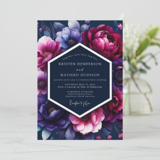 Fuchsia Midnight Flora Wedding Kaart (Staand voorkant)