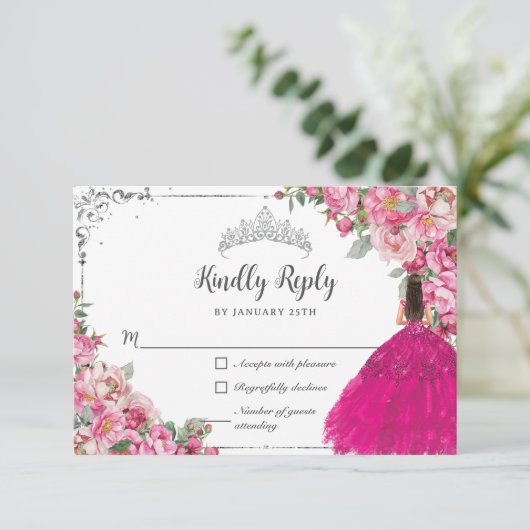 Fuchsia Pink Floral Silver Princess Quinceanera RSVP Kaartje (Staand voorkant)