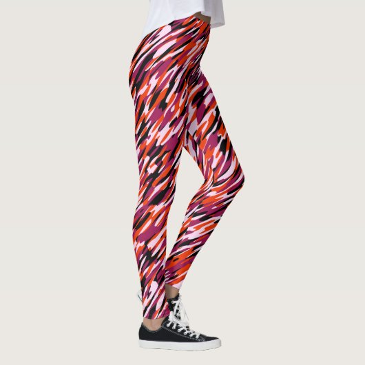 Fuchsia pink, orange, black and white camo  leggings (Rechts)