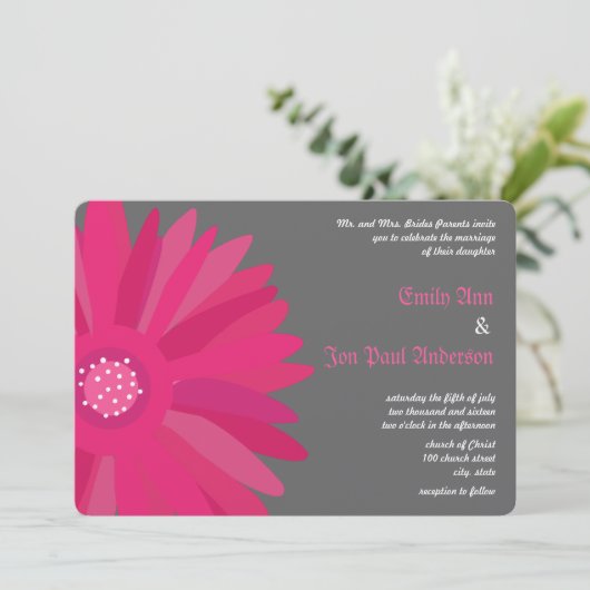 Fuchsia sur Grey Gerber Daisy Faire-part de mariag (Debout devant)