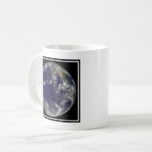 Full Earth toont verschillende tropische Stormen. Koffiemok (Voorkant links)