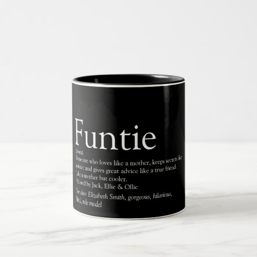 Fun Black en White Funtie tante Auntie Definition Tweekleurige Koffiemok (Center)