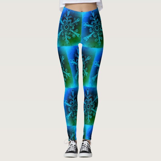 Fun Blue Green Tie Dye Snowflake Motif Leggings (Devant)