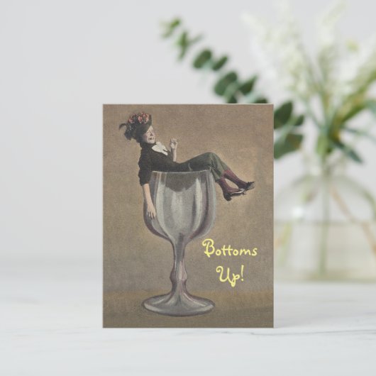 Fun Bottoms Up Lady in Wine Glass Briefkaart (Staand voorkant)