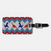 Fun Boys Dinosaurs Red Blue Chevron Pattern Bagagelabel (Voorkant horizontaal)