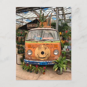 Fun Camper Van Reused as a Floral Display Briefkaart