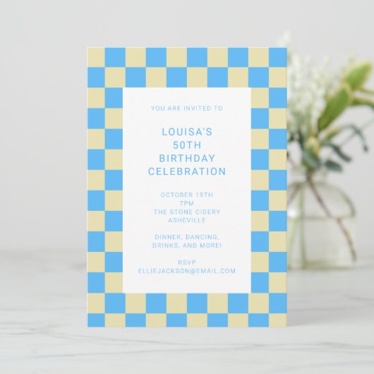Fun Checkerboard Light Blue Geometric Birthday Kaart (Staand voorkant)