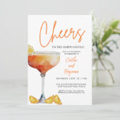 Fun Cheers Engagement Invitation (Debout devant)