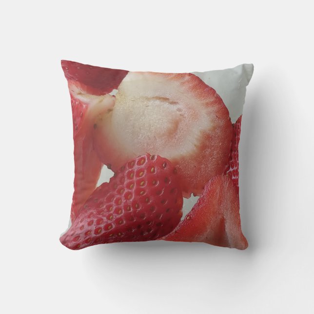 Fun Coussins de fraises par RoseWrites (Recto)