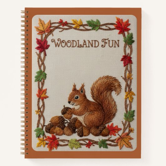 Fun Embroidered Squirrel & Acorns Fall Foliage Notitieboek (Voorkant)