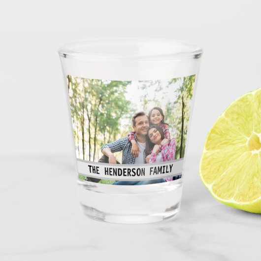 Fun Family Photo Monogram Shot Glas (Voorkant)