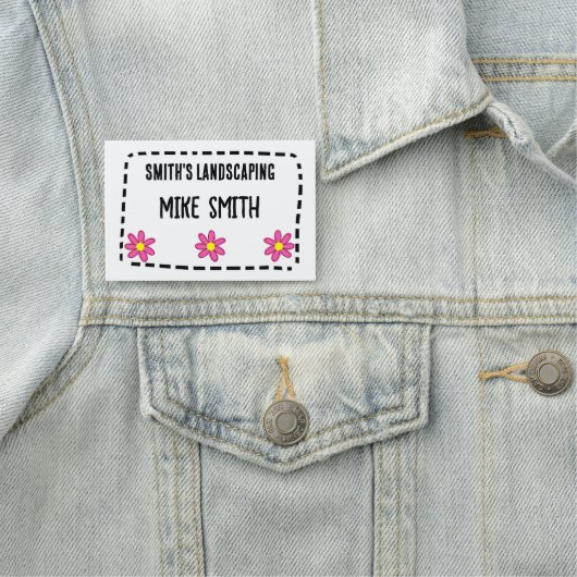 Fun Flowers Nom Badge (En situation)