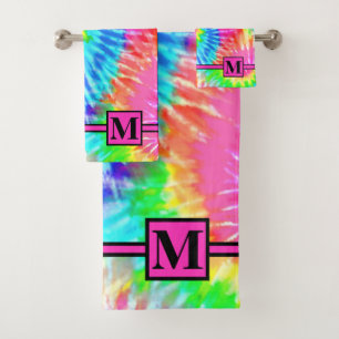 Fun Girly Pink Rainbow Retro Tie Dye Monogrammed Bad Handdoek