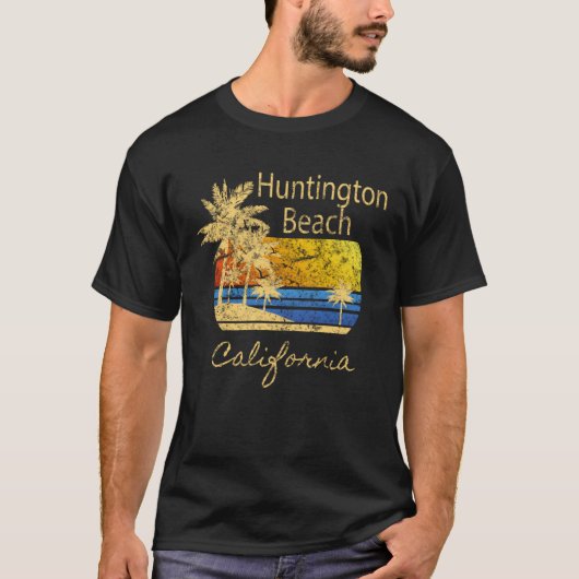 Fun Huntington Beach CA Beach Graphic T-shirt (Voorkant)