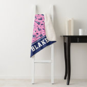 Fun Ice Hockey Gear Pink Navy and White Print Sherpa Deken (In situ)