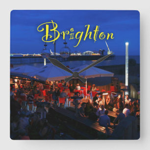 Fun in Brighton! Vierkante Klok