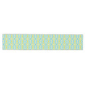 Fun Lime Green Aqua Blue Ikat Art Medium Tafelloper (Horizontaal)