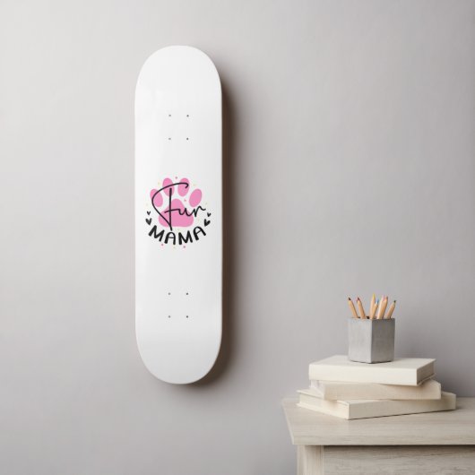 Fun Mama Cat Paw Print Skateboard (Muurkunst)