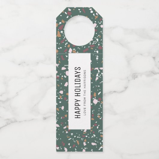 Fun Modern Green Terrazzo Prettige feestdagen Flessenhanger (Voorkant)