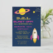 Fun Outer Space Rocket Birthday Party Invitation Kaart (Staand voorkant)