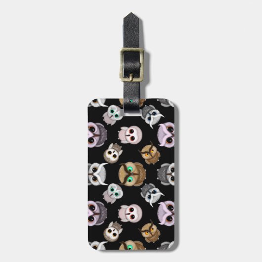Fun Owl Pattern on Black Background Bagagelabel (Voorkant verticaal)