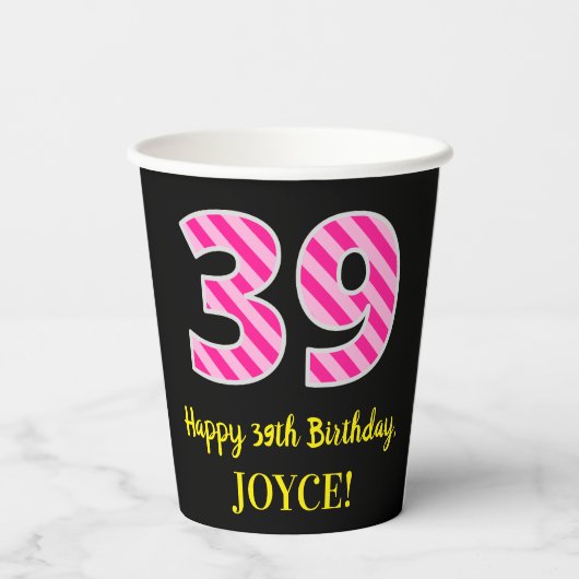 Fun Pink Stripes "39": Happy 39th Birthday + Name Papieren Bekers (Achterkant)