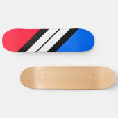 Fun Red Blue White Diagonal Racing Stripe Skateboard (Horizontaal)