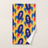Fun Rocket Spaceship Astronaut Pattern in Yellow Bad Handdoek (Handdoek)