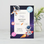 Fun Spaceman & Rocket Child's birthday invitation (Debout devant)