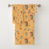 Funky 60s Towel Eclectic Boho Bath Statement (En situation)
