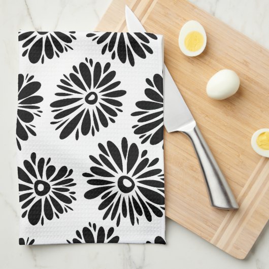 Funky Black and Floral white Theedoek (Quarter Fold)