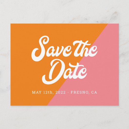 Funky Retro Oranje roze bruiloft bespaart de datum Aankondigingskaart (Voorkant)
