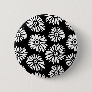 Funky zwarte en witte bloemen ronde button 5,7 cm