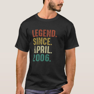Funny 16-jarige geboorte geeft legende sinds Apri T-shirt