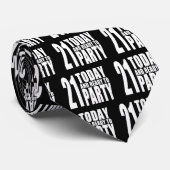 Funny 21st Birthdays : 21 Vandaag en klaar om te f Stropdas (Opgerold)