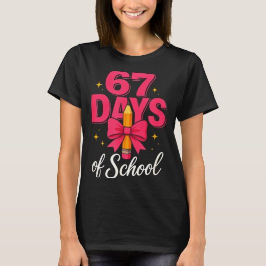 Funny 67 Days Of School Pencil Bow Design T-shirt (Voorkant)