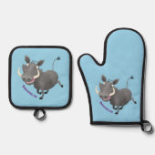 Funny african warthog pig cartoon ovenwant & pannenlap set (Voorkant)