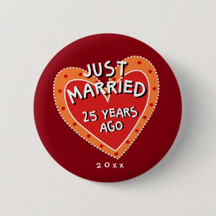 Funny and Romantic 25th Jubileum Ronde Button 5,7 Cm