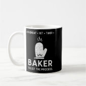 Funny Baker Trust The Process Baking Motivation Koffiemok (Links)