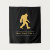 Funny Big Foot Gone Squatchin Sasquatch Wandkleed (Voorkant)