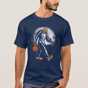 Funny Bigfoot Halloween Sasquatch Skeleton Costume T-shirt