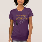 Funny Broom Halloween Shirt (Voorkant)