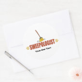 Funny Broom Sweeping Ronde Sticker (Envelop)