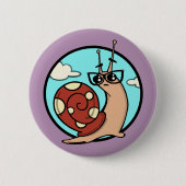 FUNNY CARTOON SNAIL GRAPHIC ROUND PIN BACK BUTTON (Voorkant)