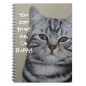 Funny Cat Caption Vertrouw me dat ik fluffy ben Notitieboek (Voorkant)