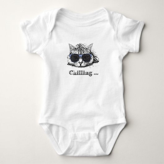 Funny Cat Chilling with Cute Sunbril Romper (Voorkant)